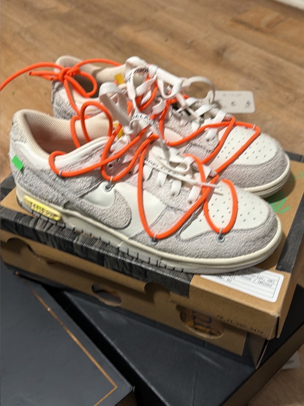 Off-White X Nike Dunk Low